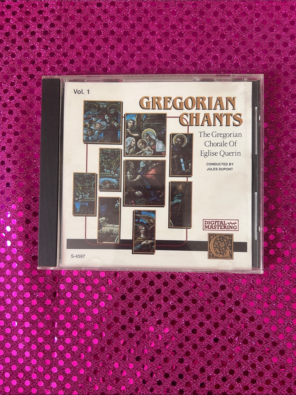 gregorian chants, the gregorian chorale of eglise querin CD
